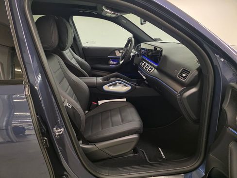 New 2026 Mercedes-Benz GLS 450 4MATIC image 10