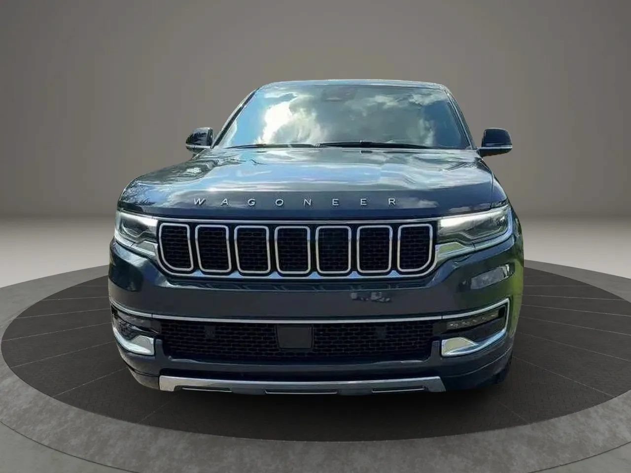 Used 2023 Jeep Wagoneer Series III w/ Preferred Equipment Group AWD/4WD image 6
