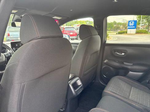 Certified 2025 Honda HR-V Sport image 20