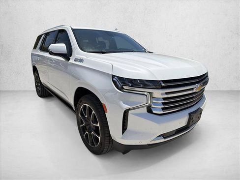 Used 2021 Chevrolet Tahoe High Country w/ Premium Package 2 AWD/4WD image 7