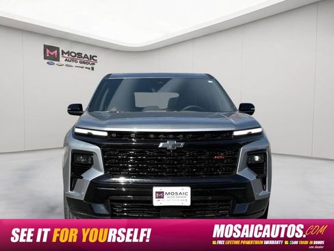 Used 2025 Chevrolet Traverse RS AWD/4WD image 6