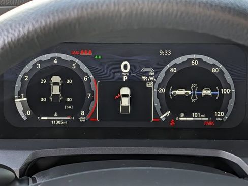 Used 2025 Toyota Tacoma TRD Sport image 22