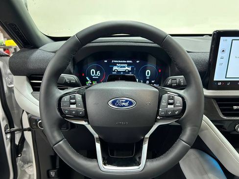 New 2027 Ford Explorer Platinum AWD/4WD image 16