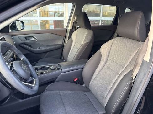 Used 2021 Nissan Rogue SV image 10