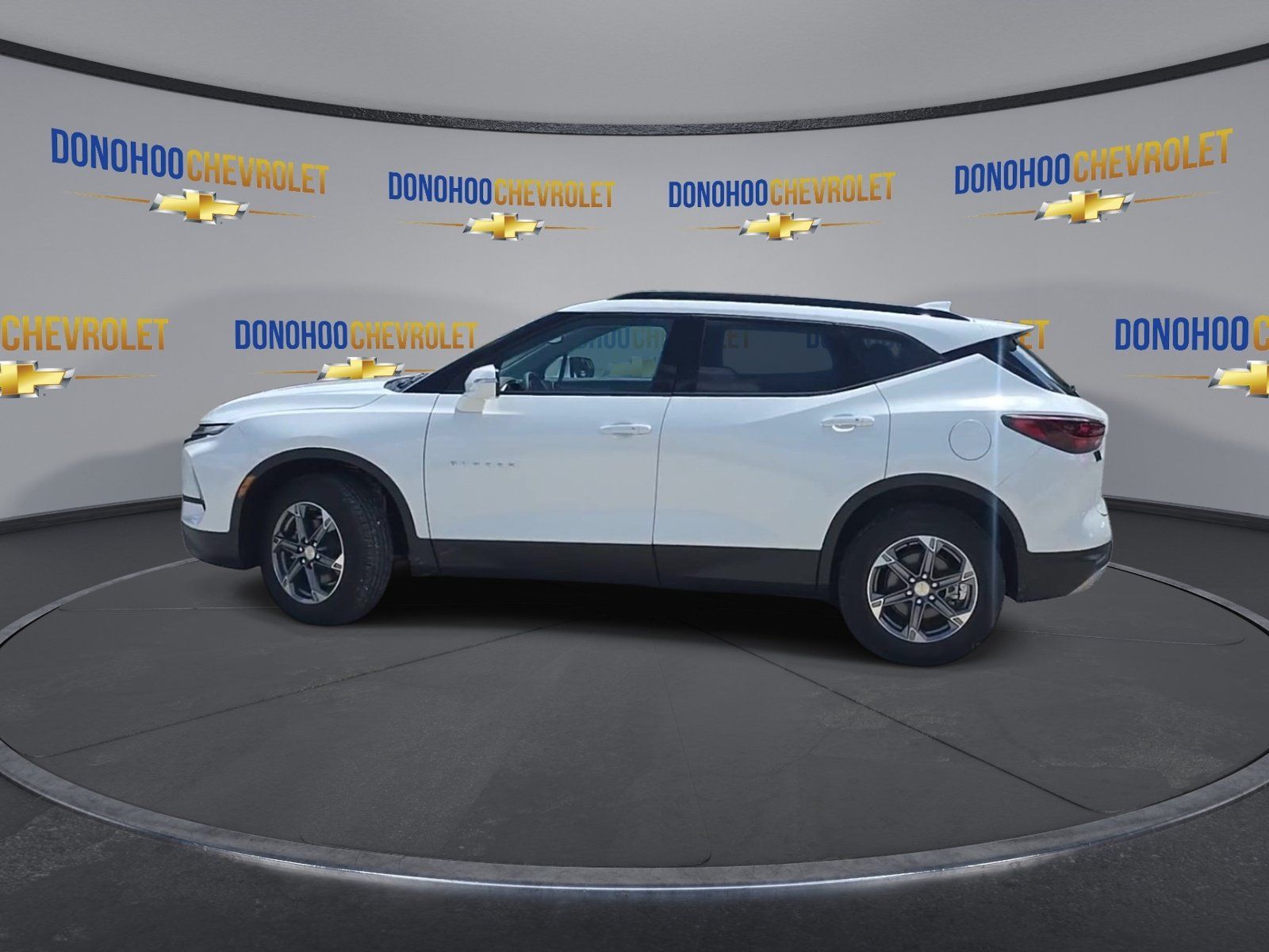 New 2026 Chevrolet Blazer LT FWD image 9