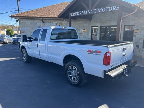 Used 2015 Ford F250 XL w/ XL Appearance Package image 3