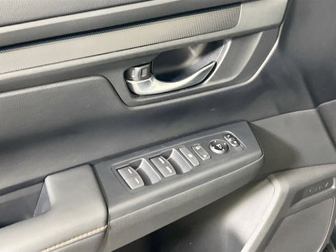 Used 2024 Honda CR-V Sport image 17