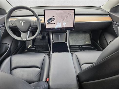 Used 2020 Tesla Model 3 Long Range image 18