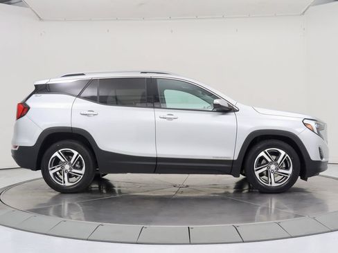 Used 2021 GMC Terrain SLT FWD image 6