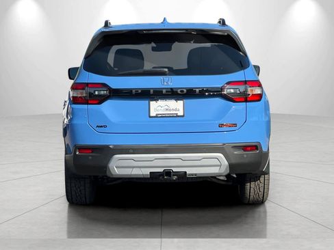 New 2025 Honda Pilot TrailSport image 7