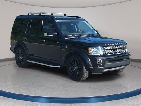 Used 2016 Land Rover LR4 HSE AWD/4WD image 3
