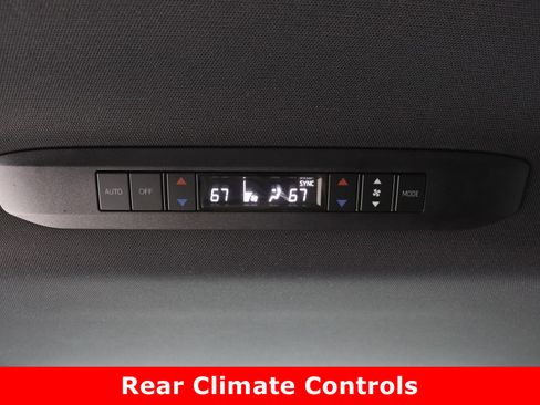 Used 2025 Toyota Sienna XLE Woodland Edition image 32