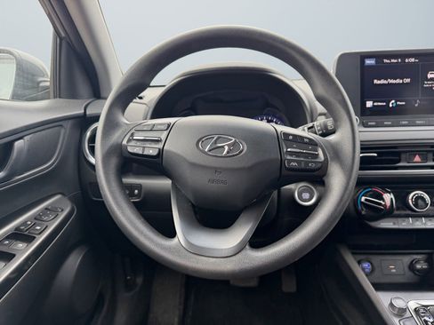Used 2023 Hyundai Kona SEL image 14