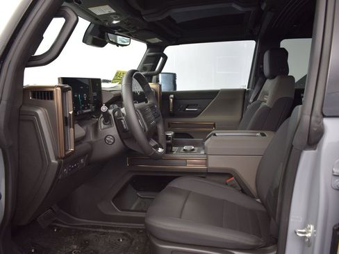 New 2024 GMC Hummer EV 2X w/ Extreme Off-Road Package image 17