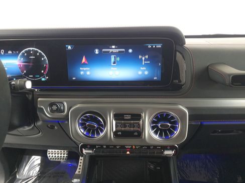 Certified 2025 Mercedes-Benz G 63 AMG 4MATIC image 16