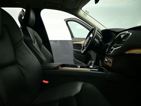 Used 2023 Volvo XC90 B6 Plus w/ Protection Package image 59