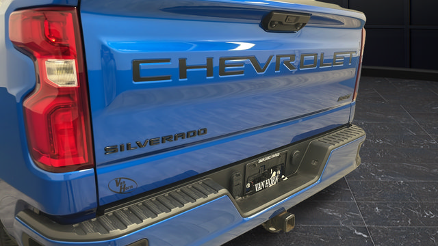 Used 2023 Chevrolet Silverado 1500 RST w/ LPO, Dark Essentials Package AWD/4WD image 37