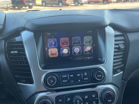 Used 2017 Chevrolet Tahoe LT image 17