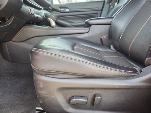 Used 2021 Nissan Altima 2.5 SR image 11