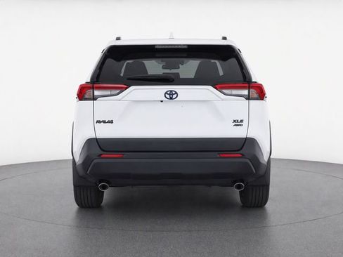 Used 2025 Toyota RAV4 XLE AWD/4WD image 7