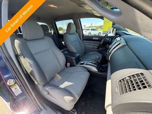 Used 2014 Toyota Tacoma 4x4 Double Cab w/ TRD Off-Road Package image 11