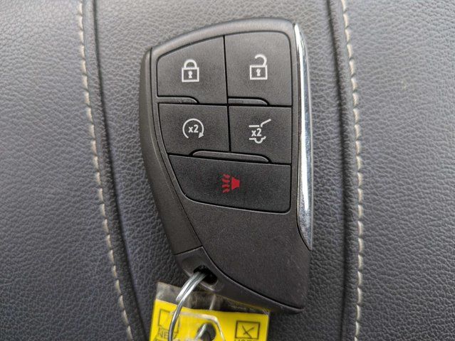 Used 2025 Chevrolet Traverse LT FWD image 31