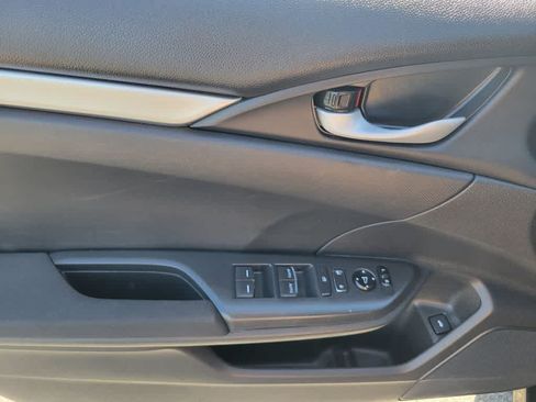 Used 2020 Honda Civic Sport image 17