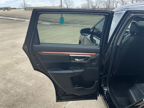 Used 2022 Honda CR-V Touring image 28