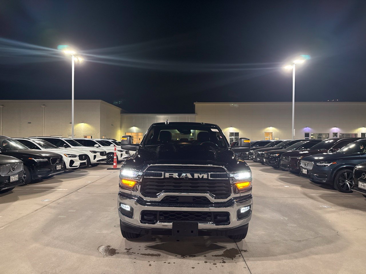 Used 2026 RAM 2500 Big Horn AWD/4WD image 4
