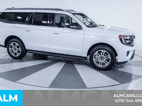 Used 2025 Ford Expedition Max Active AWD/4WD image 13