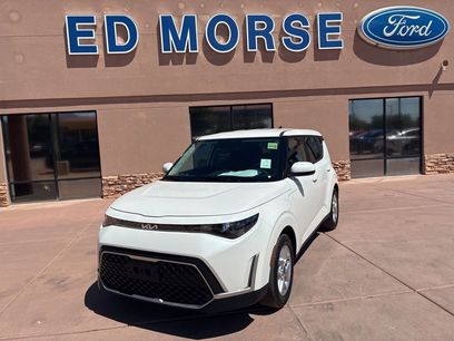 Used 2025 Kia Soul LX