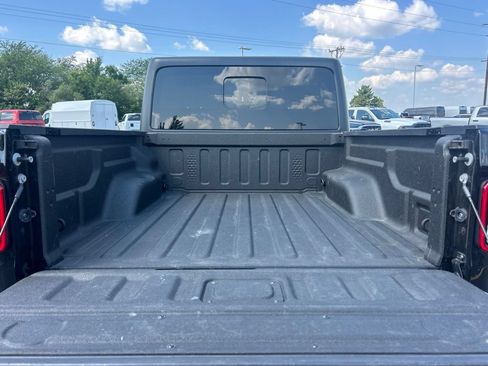Used 2020 Jeep Gladiator Sport w/ Quick Order Package 24S AWD/4WD image 8