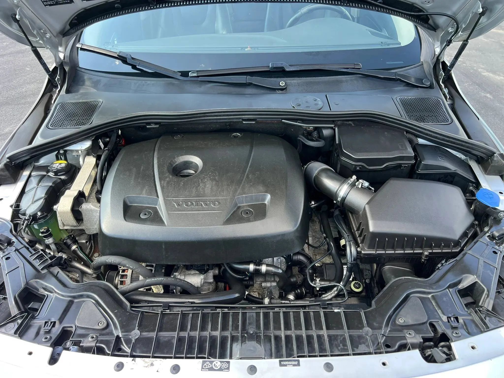Used 2016 Volvo V60 T5 Premier w/ Convenience Package FWD image 41