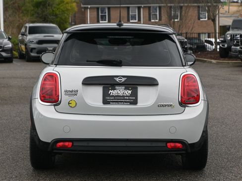 Used 2023 MINI Cooper SE image 13