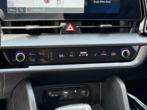 Used 2025 Kia Sportage SX FWD image 22