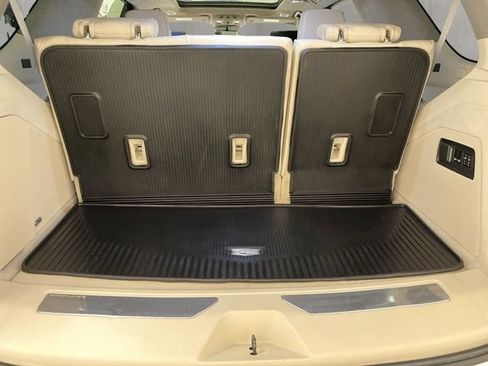 Used 2023 Cadillac Escalade Sport Platinum w/ Heavy-Duty Trailer Package AWD/4WD image 30