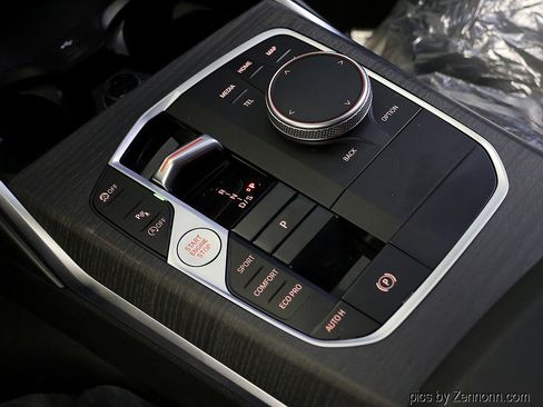 Used 2026 BMW 330i xDrive Sedan w/ Premium Package image 15