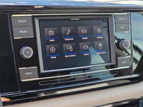 Used 2023 Volkswagen Taos S image 28