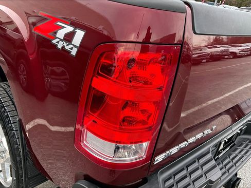 Used 2014 GMC Sierra 2500 SLT w/ SLT Convenience Package image 34