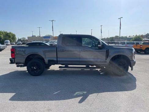 New 2026 Ford F250 XLT w/ XLT Premium Package AWD/4WD image 19