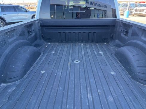 Used 2022 Ford F250 Lariat w/ Chrome Package image 8