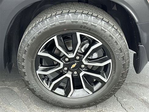 Certified 2023 Chevrolet TrailBlazer ACTIV FWD image 30