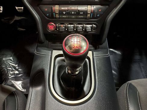 Used 2019 Ford Mustang Shelby GT350 w/ Technology Package image 16