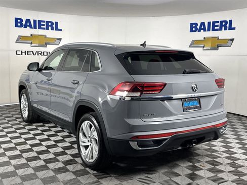 Used 2020 Volkswagen Atlas Cross Sport SEL image 3