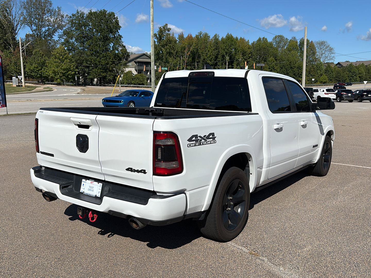 Used 2020 RAM 1500 Laramie AWD/4WD image 3