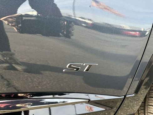 New 2026 Buick Envision Sport Touring AWD/4WD image 33