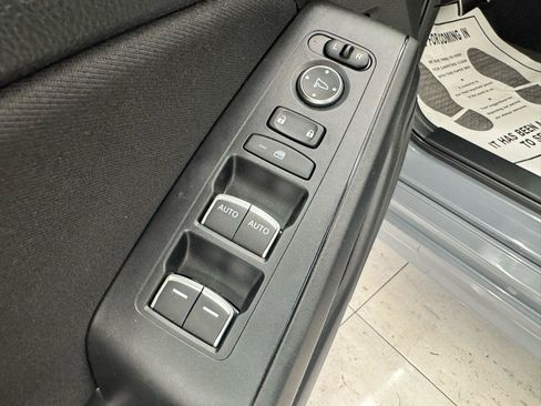 Used 2025 Honda Civic Sport image 12