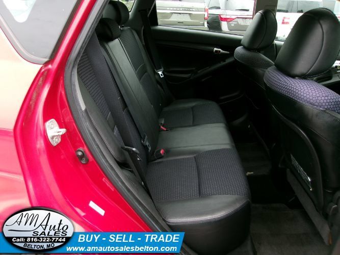 Used 2009 Pontiac Vibe GT FWD image 18