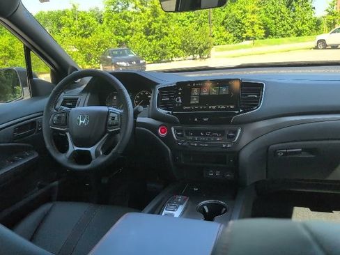 New 2025 Honda Ridgeline TrailSport image 25