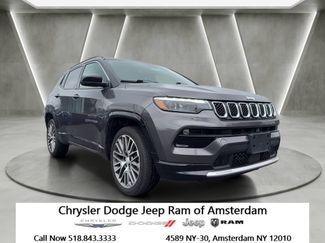 Used 2023 Jeep Compass Limited w/ Elite Group AWD/4WD video 1